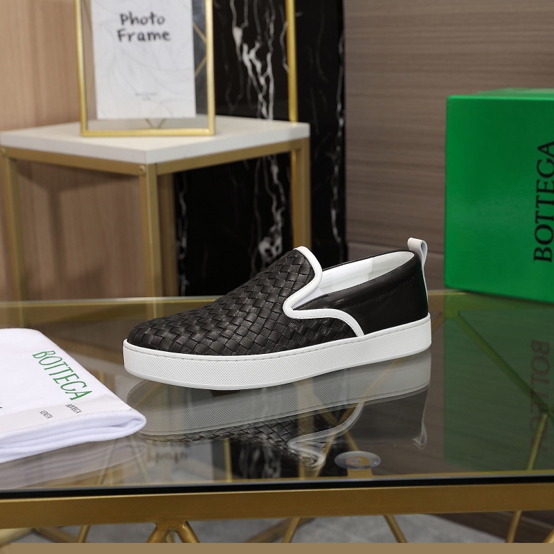 bo*te*ga Ve*ne*ta casual shoes